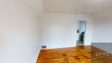 129 S Hosmer St in Lansing, MI - Building Photo - Building Photo