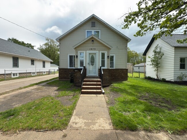 1473 Montgomery Ave, Unit 1