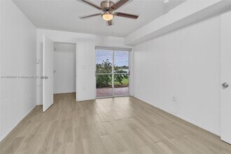 2351 NW 33rd St in Oakland Park, FL - Building Photo - Building Photo