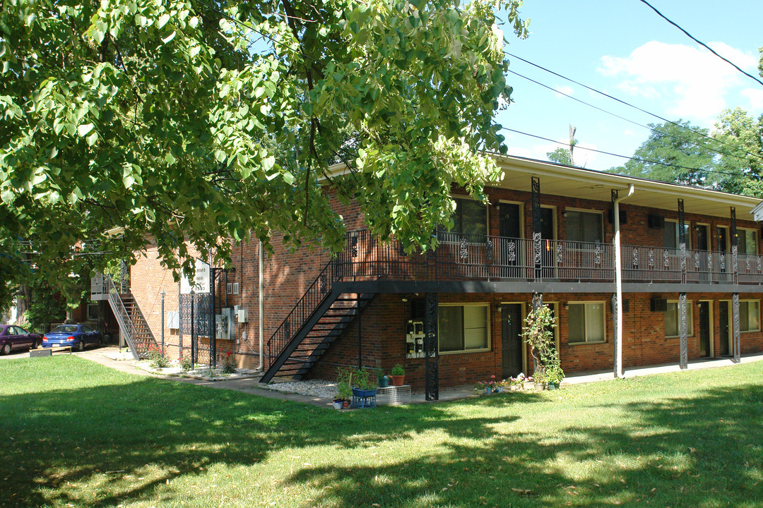 Wassmer Manor in Lexington, KY - Building Photo