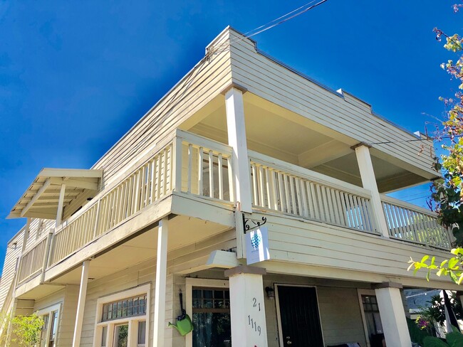 1121 N Loma Vista Dr