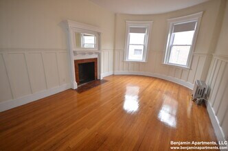 1788 Beacon St, Unit 6A in Brookline, MA - Building Photo - Building Photo
