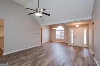 280 Pleasant Hills Dr in Covington, GA - Building Photo - Building Photo