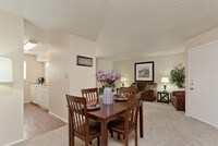 Champion Oaks photo'