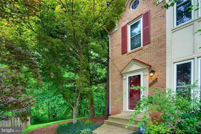property at 5136 Glen Meadow Dr