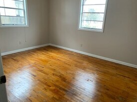 804 Martin Luther King Jr Dr in Greensboro, NC - Building Photo