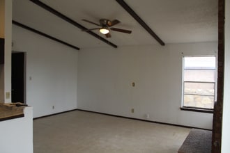 1655 Victor Lopez Dr in El Paso, TX - Building Photo - Building Photo
