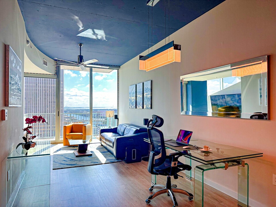 777 N Ashley Dr, Unit 1904 in Tampa, FL - Foto de edificio