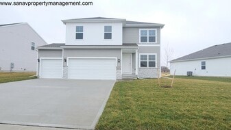 1104 Cove St SE in Bondurant, IA - Building Photo