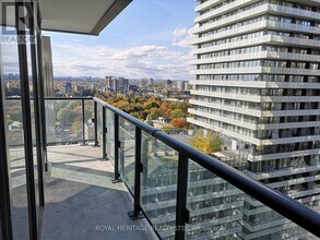 955-2955 Bay St. in Toronto, ON - Building Photo - Building Photo