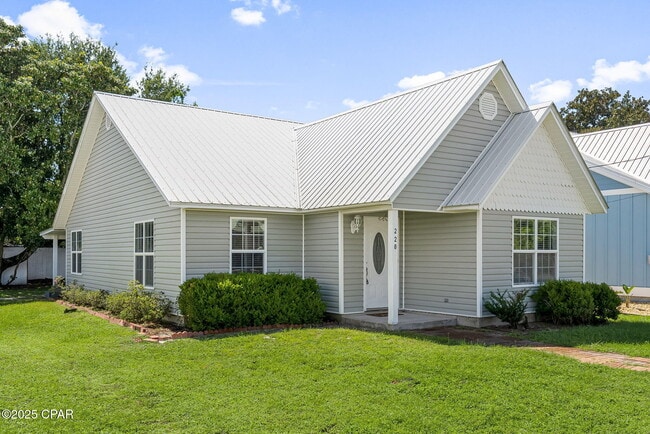220 15th St in Panama City Beach, FL - Building Photo - Building Photo