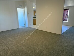 43438 170th St E in Lancaster, CA - Building Photo - Building Photo