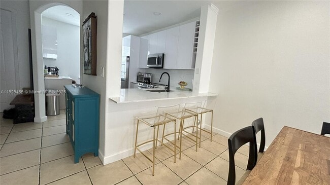 5440 NW 107th Ave in Doral, FL - Building Photo - Building Photo
