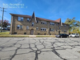 13909 Hartwell St Apartments