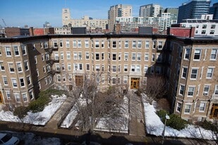 102 Queensberry St, Unit 8 in Boston, MA - Building Photo