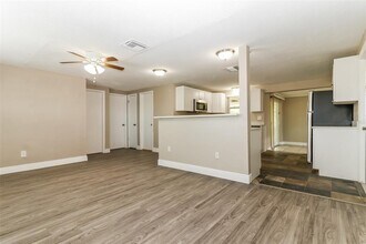 3812 Darlington Rd in Holiday, FL - Building Photo - Building Photo