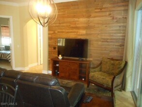 7180 Bergamo Way in Ft. Myers, FL - Building Photo - Building Photo