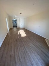 1725 Butler Ave in Los Angeles, CA - Building Photo - Building Photo