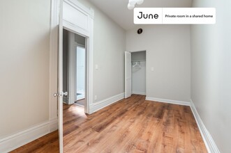 2139 W Chicago Ave in Chicago, IL - Building Photo - Building Photo
