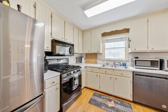 1202 Little Acres Dr in Durham, NC - Building Photo - Building Photo