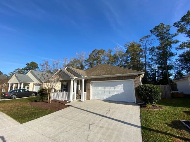 1014 Lake Norman Ln in Leland, NC - Building Photo - Building Photo