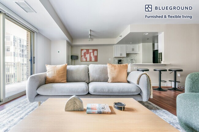 4001 9th St N, Unit FL6-ID1118 in Arlington, VA - Foto de edificio - Building Photo