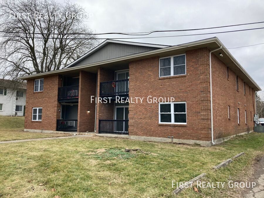 315 N Broadway St in Trotwood, OH - Building Photo