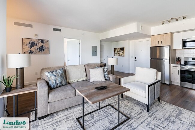 200 NE 1st Ave, Unit 911 in Pompano Beach, FL - Building Photo - Building Photo