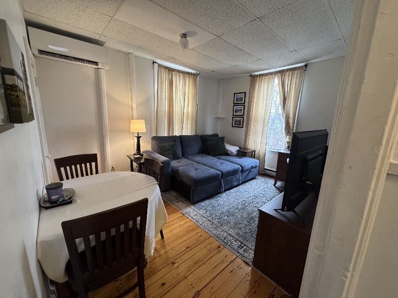 19 Crescent St in Portland, ME - Building Photo