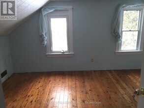 838 Trivetts Rd in Georgina, ON - Building Photo - Building Photo