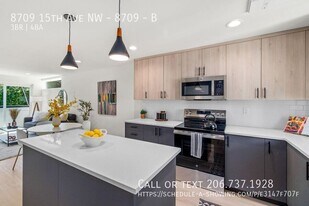 8709 15th Ave NW in Seattle, WA - Building Photo