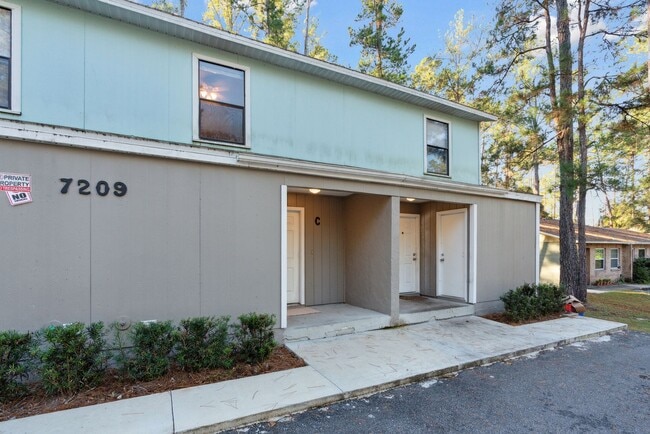 property at 7209 SW 45th Pl