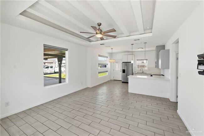 12 W Marlin St in Pharr, TX - Building Photo - Building Photo