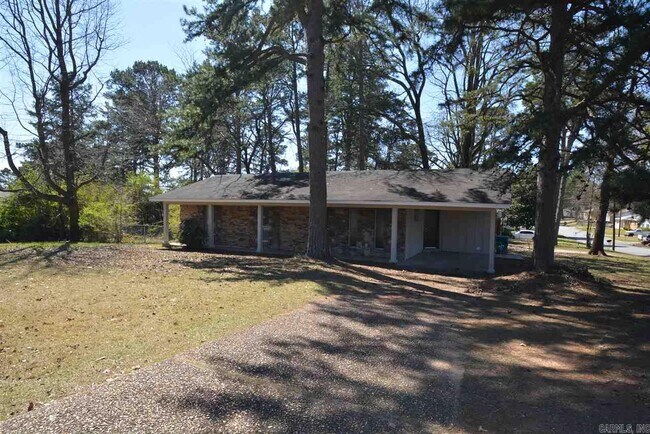 property at 9600 Cerelle Dr