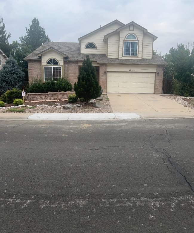 property at 17515 E Caspian Pl