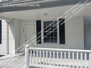 625 Old Shakertown Rd in Danville, KY - Building Photo - Building Photo