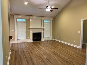 266 Willow Lake Dr in Leesburg, GA - Building Photo - Building Photo