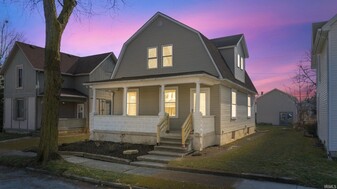 1909 Bequette St, Unit 3 detached in Fort Wayne, IN - Building Photo