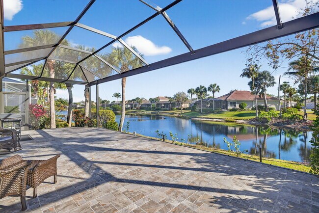 8943 Greenwich Hills Way in Ft. Myers, FL - Building Photo - Building Photo