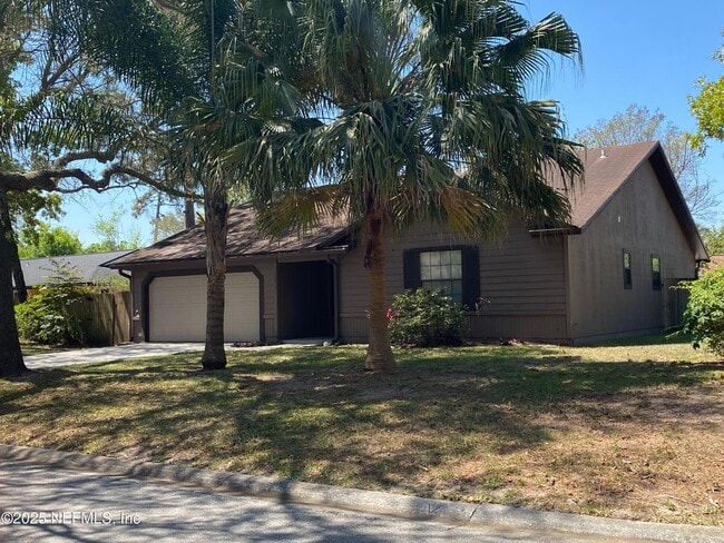 12924 Tree Way Ln in Jacksonville, FL - Building Photo - Building Photo