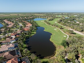 3273 Runaway Ln in Naples, FL - Building Photo - Building Photo