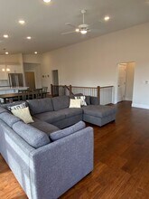 5466 Sandhill Lp in Anchorage, AK - Building Photo - Building Photo