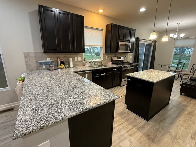 property at 669 Habitat Wy