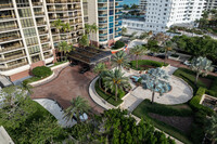 Bal Harbour Tower in Bal Harbour, FL - Building Photo - Building Photo