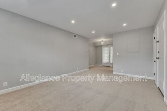 2880 S Abingdon St in Arlington, VA - Building Photo - Building Photo