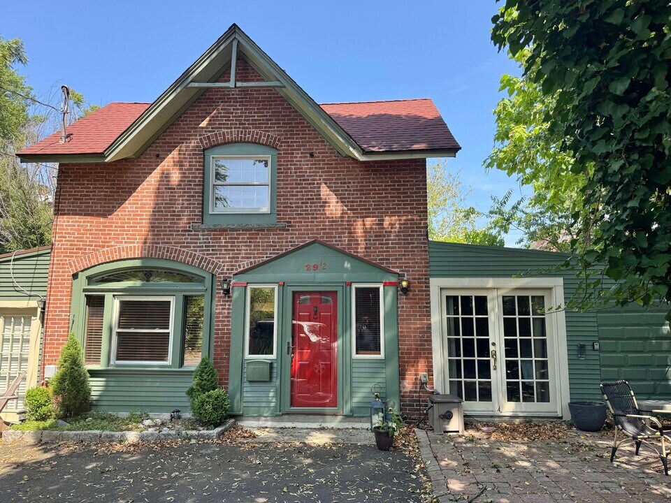 29 Eld St in New Haven, CT - Building Photo