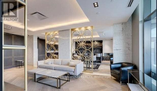 330 Richmond St W in Toronto, ON - Building Photo - Building Photo