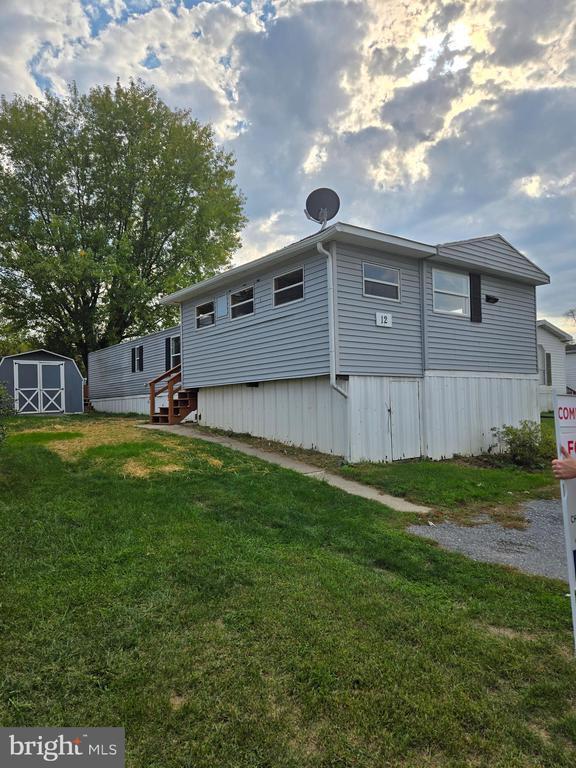 property at 12 Walnut Ct