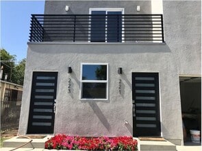 221 W 85th St in Los Angeles, CA - Building Photo - Building Photo