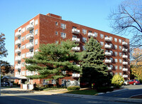 Jefferson Towers in Hackensack, NJ - Building Photo - Building Photo